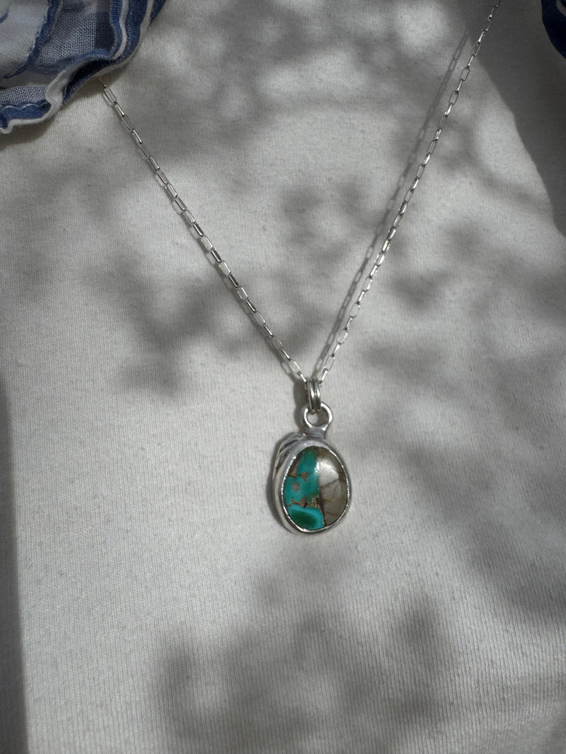TURQUOISE PETAL NECKLACE