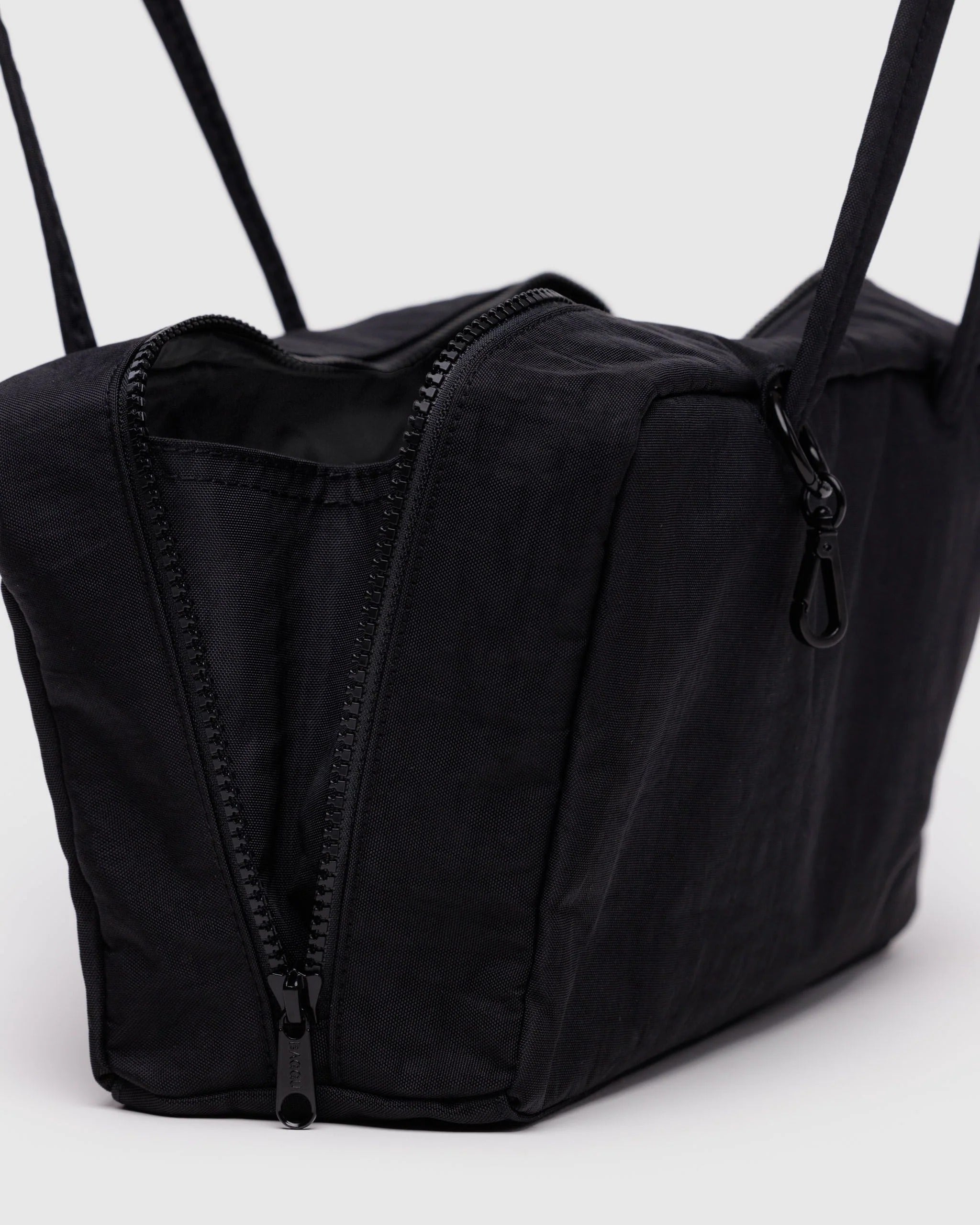 Baggu Nylon Bowler Bag, Black – Cargo Inc.