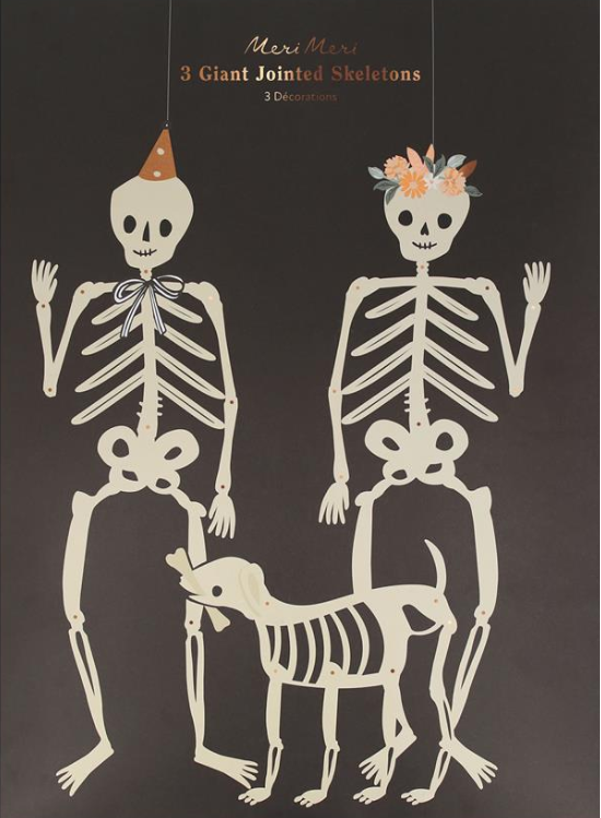 Giant Jointed Skeletons with Dog