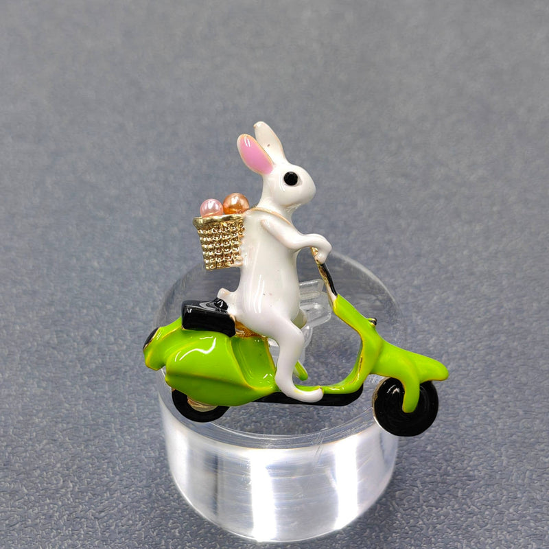 RABBIT ON MOTOR